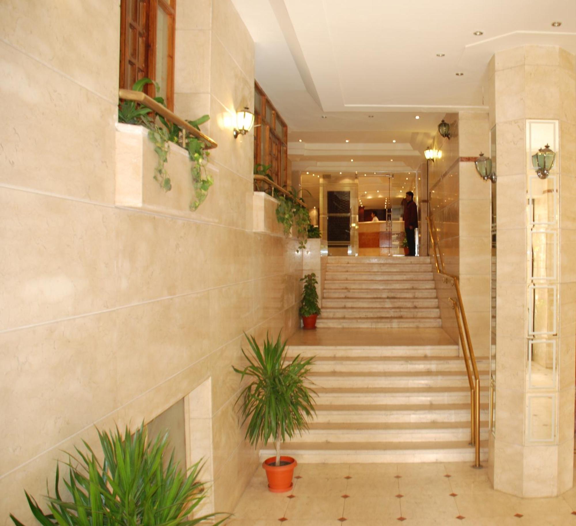 Aura Cairo 3* Giza