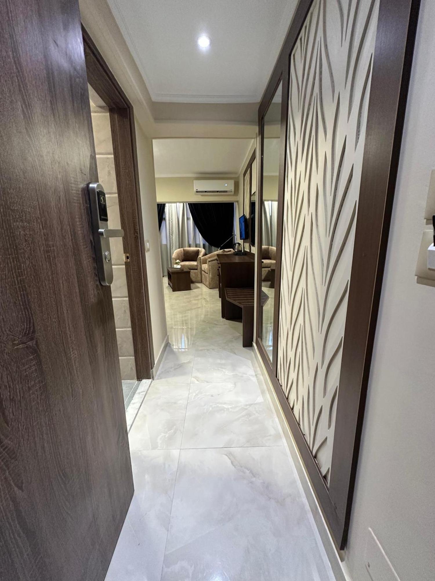 Aura Cairo 3* Giza