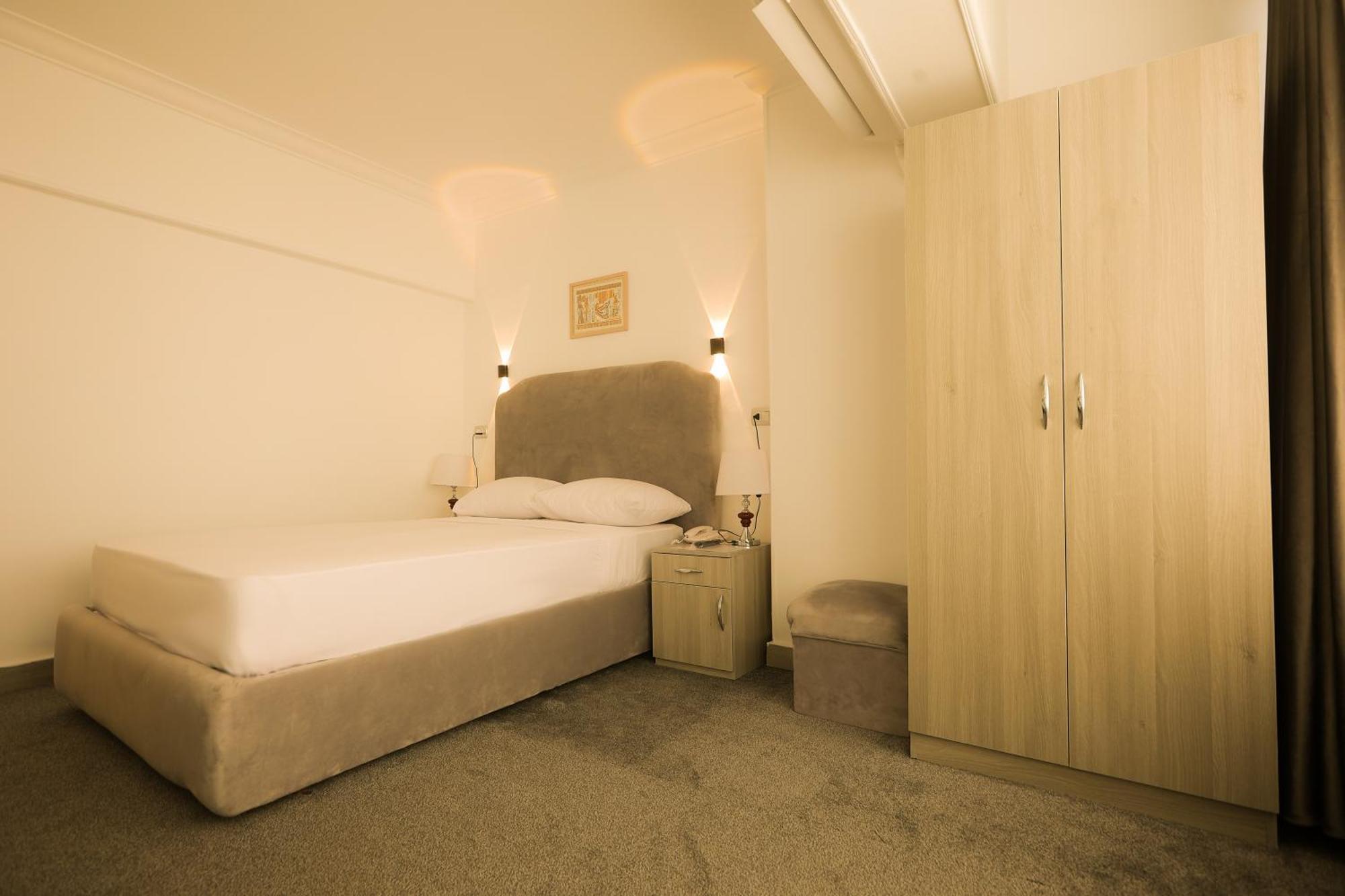 Hotel Aura Cairo Giza